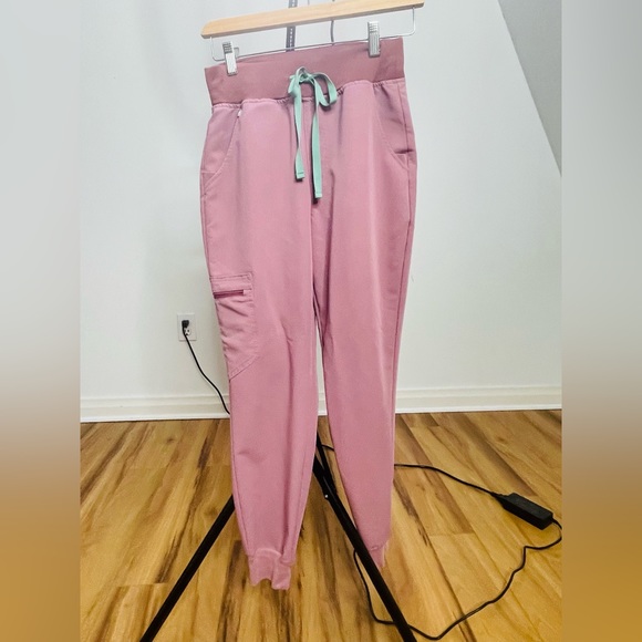 Limited Edition Figs Scrub Set Mineral Mauve Blue Drawstring - Picture 6 of 9